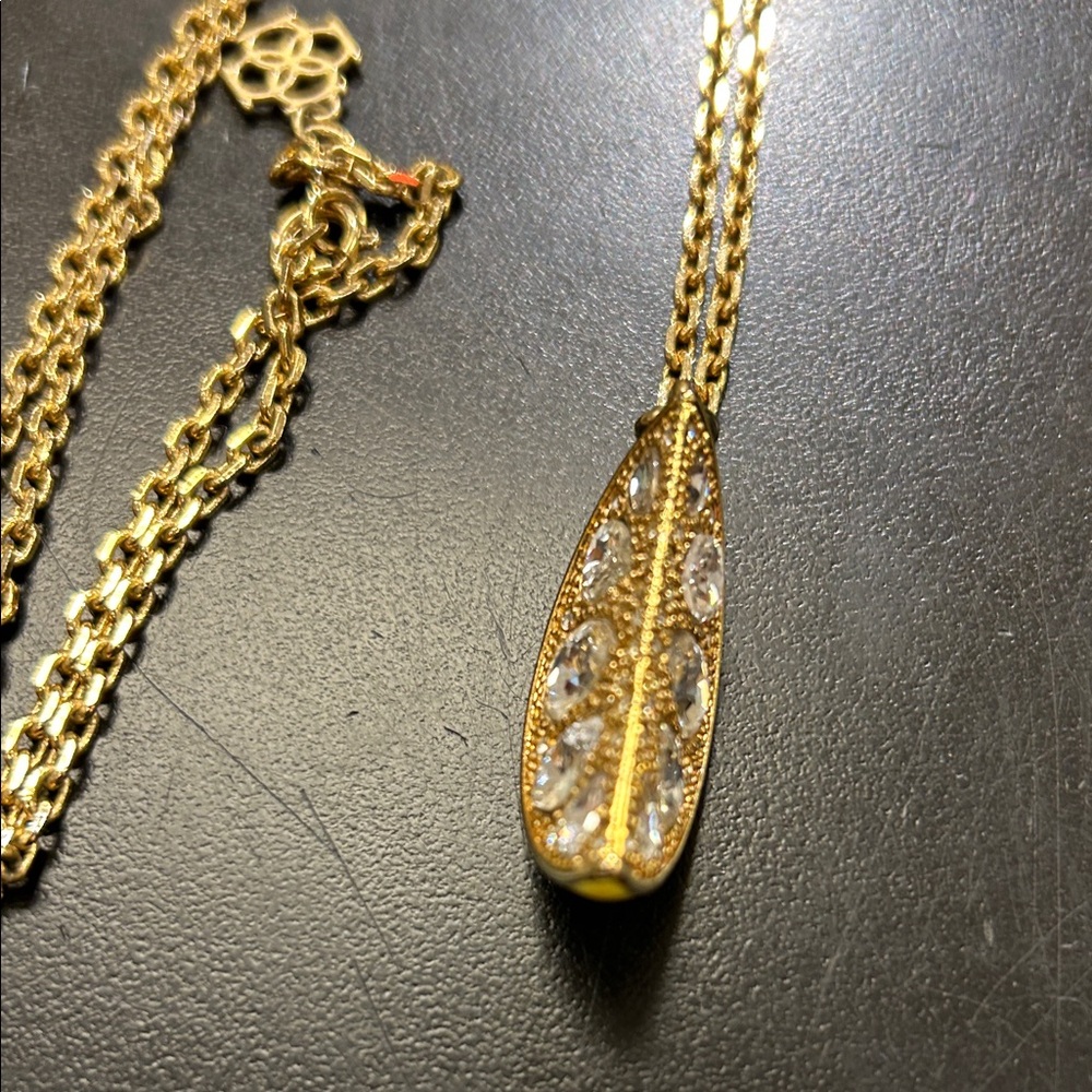 Ann Tylor Gold lemon ๐ Crescent Pendant Necklace - Picture 3 of 8